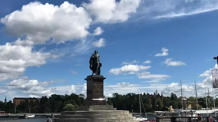 statue of gustav iii skeppsbron stockholm